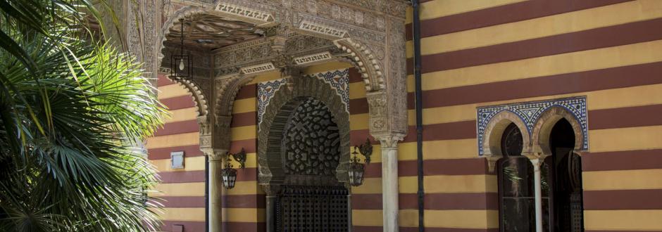 Detalle fachada principal del palacio