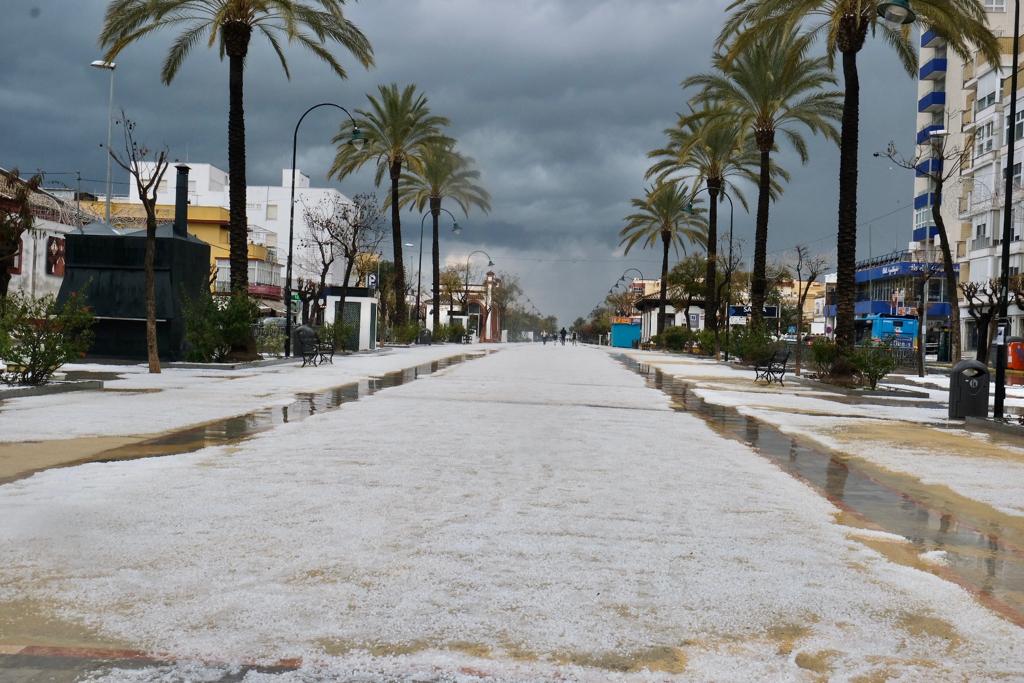 La Calzada, después de la granizada (ÇFoto de Ope Almengló)